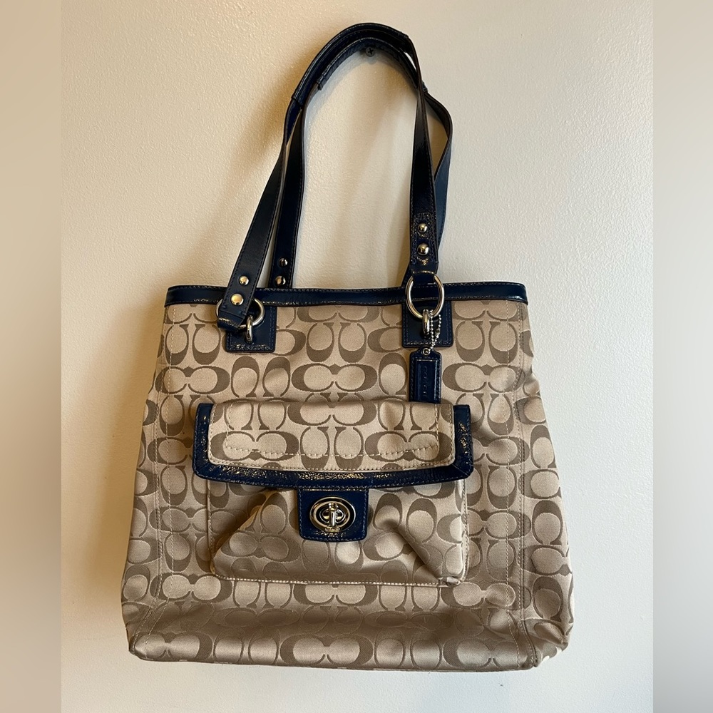 Woman’s Coach Penelope Signature Sateen Khaki/ Blue Handbag